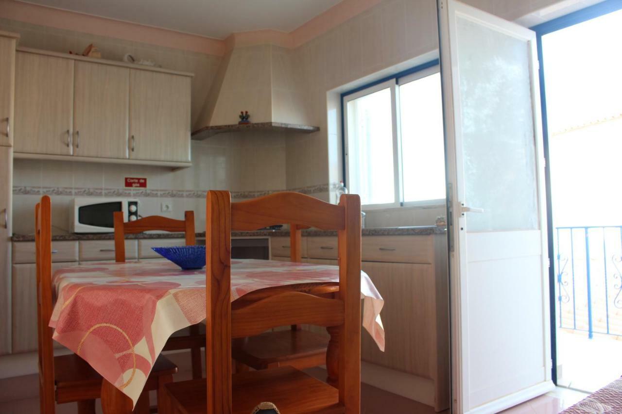 Oceanus Room With Private Kitchen, Bathroom And Terrace 300M From The Beach Sagres Kültér fotó