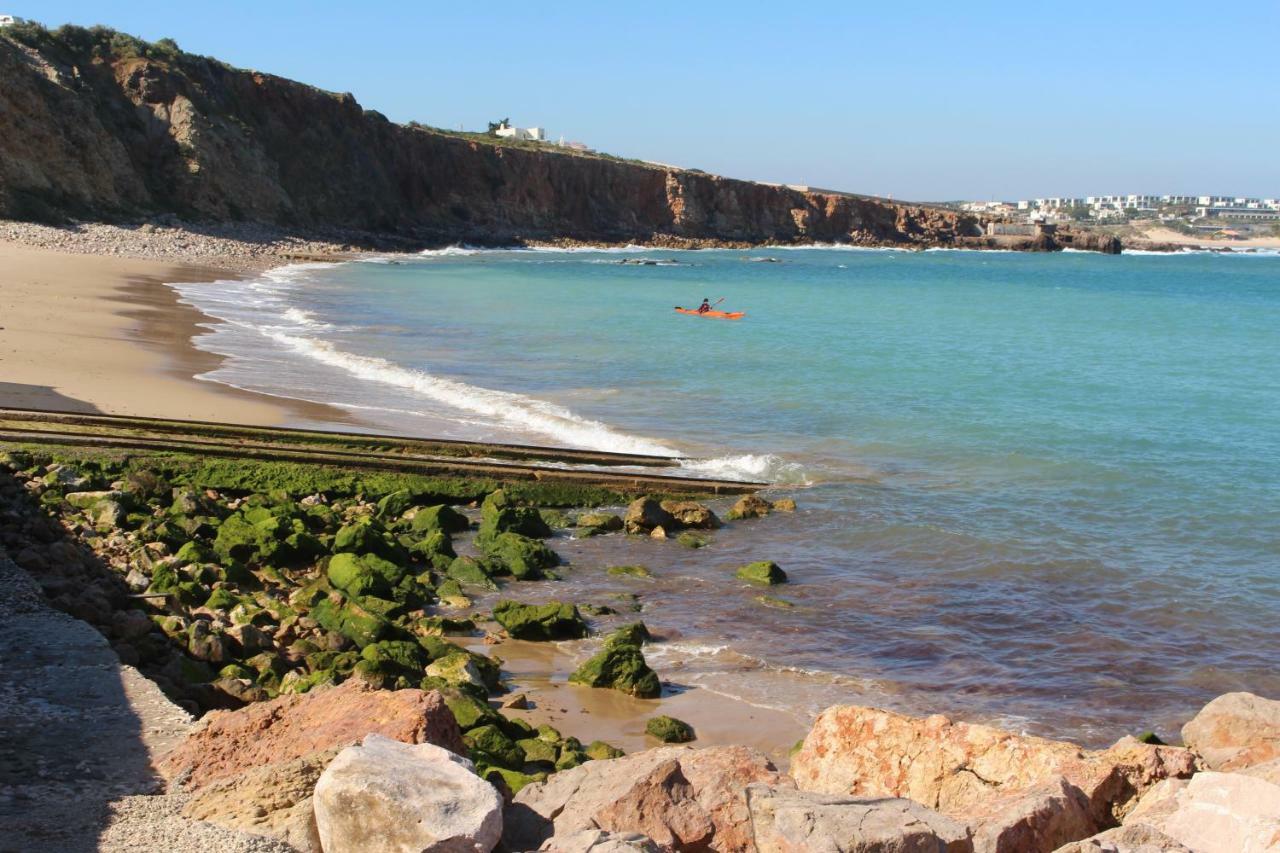 Oceanus Room With Private Kitchen, Bathroom And Terrace 300M From The Beach Sagres Kültér fotó
