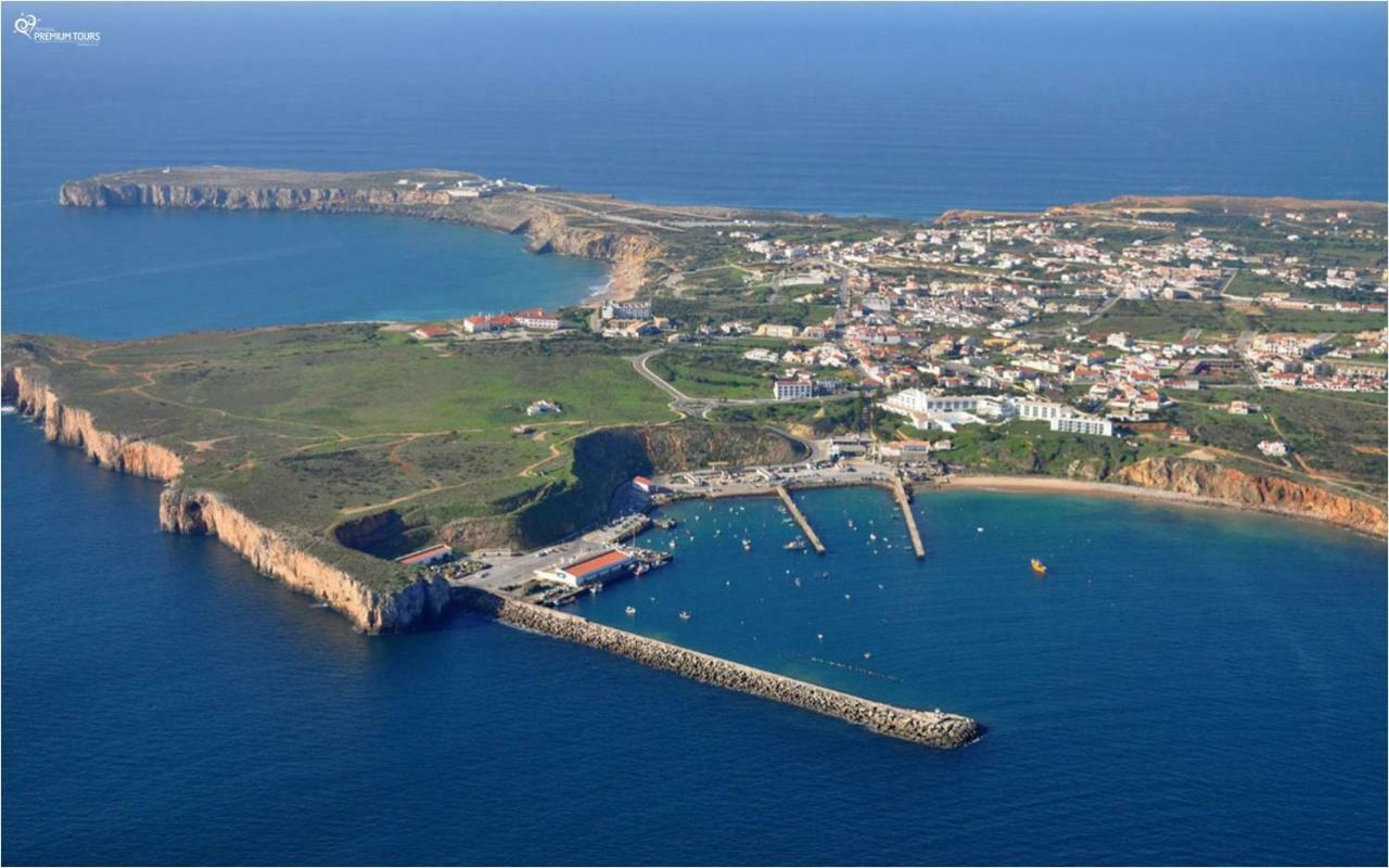 Oceanus Room With Private Kitchen, Bathroom And Terrace 300M From The Beach Sagres Kültér fotó